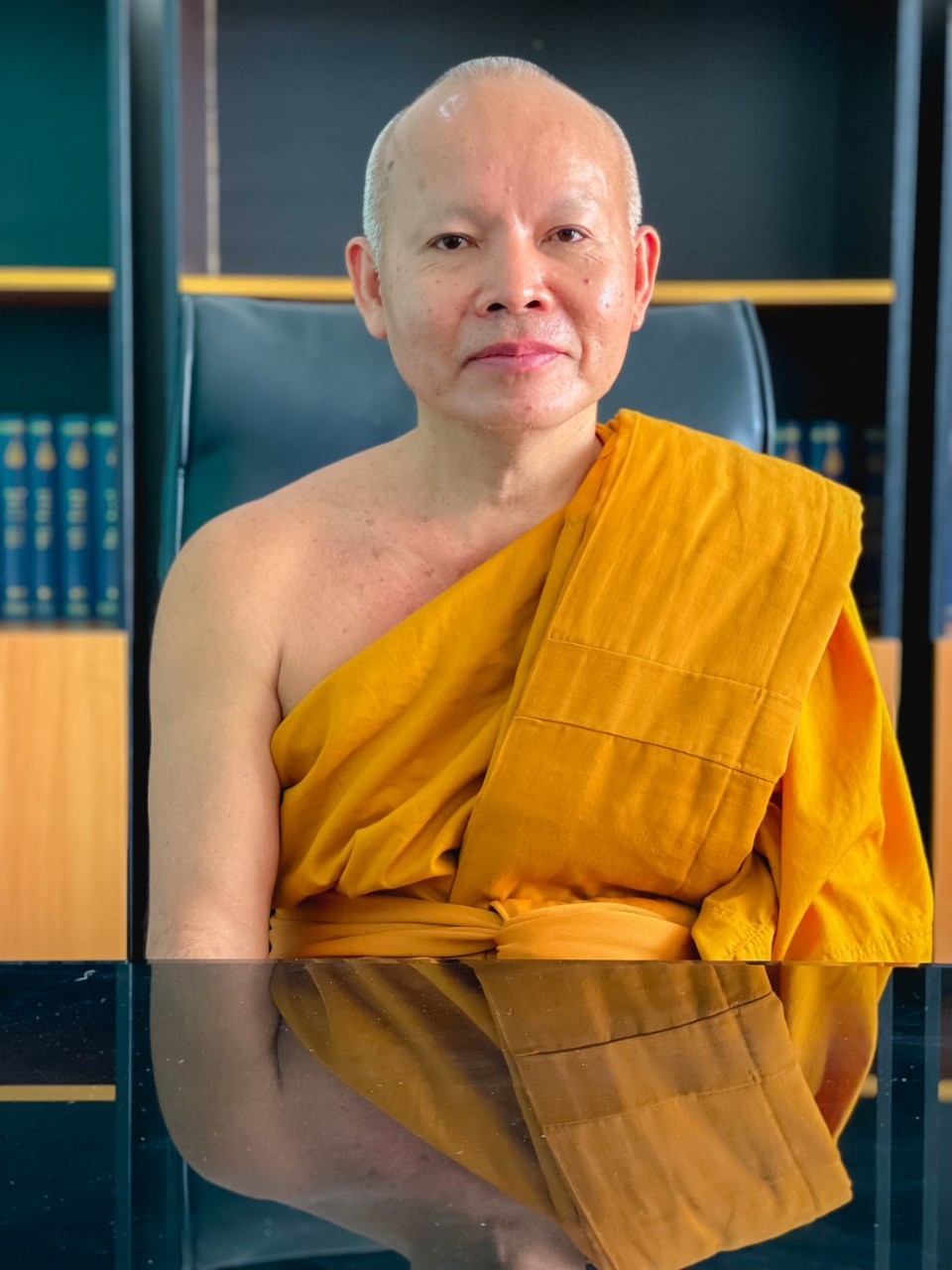 พระมหานพดล สุวณฺณเมธี