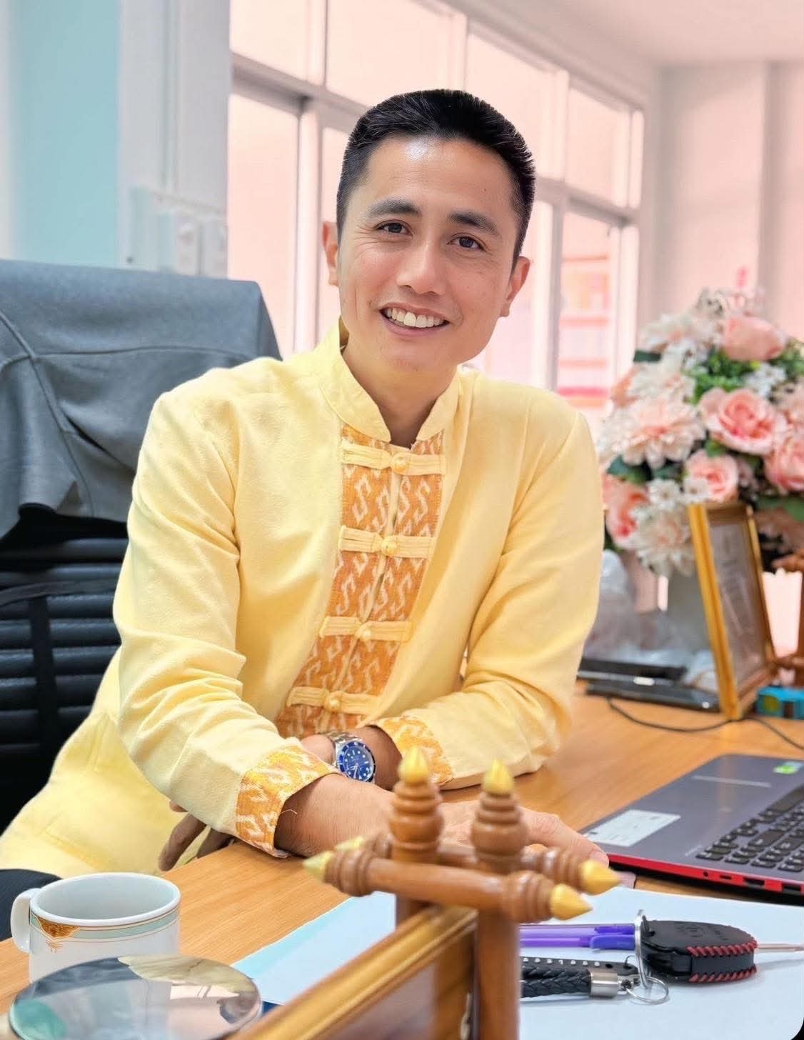 รศ. ดร.สมจันทร์ ศรีปรัชยานนท์